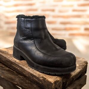 UGG Brooklyn Sheepskin Lined Ankle Boots Size 10 (41 EU)